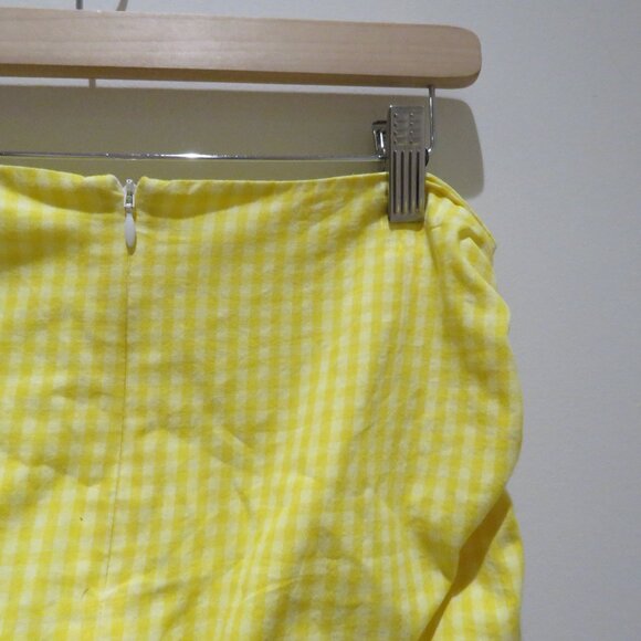 GUIZIO Gingham Ruched Side Tie Mini Skirt in Limincello Yellow Coquette Cottage - Picture 9 of 12
